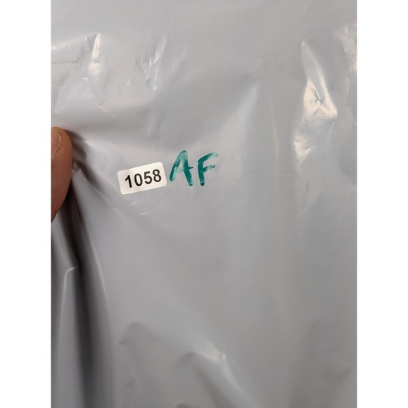 NWT Banana Republic Womens XL Sleeveless Top Gray Plaid Career Casual Tank - Picture 8 of 8